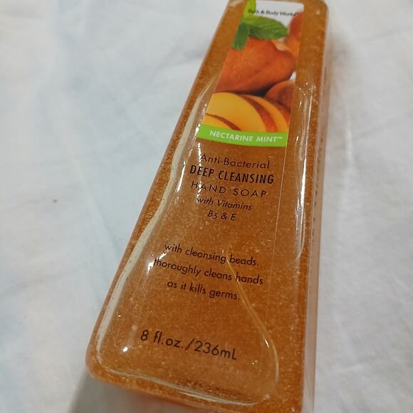 Bath & Body Works Nectarine Mint Anti-Bacterial Deep Cleansing Hand Soap NEW 8OZ - Picture 10 of 10